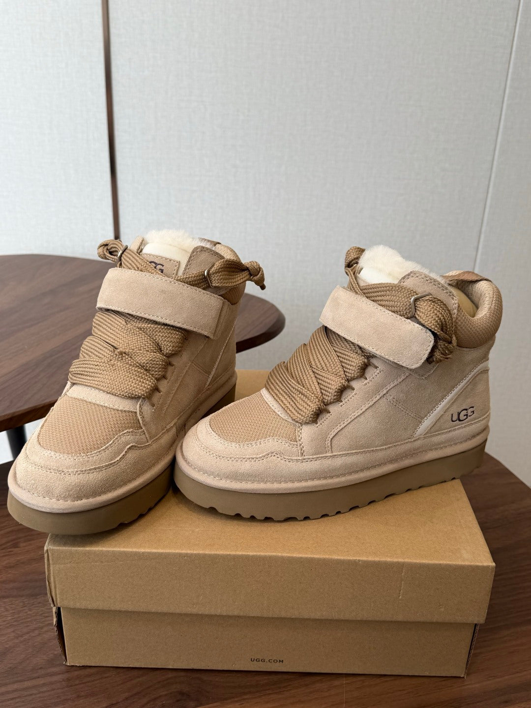 Lowmel Wedge Trainer In The Antilope Colorway