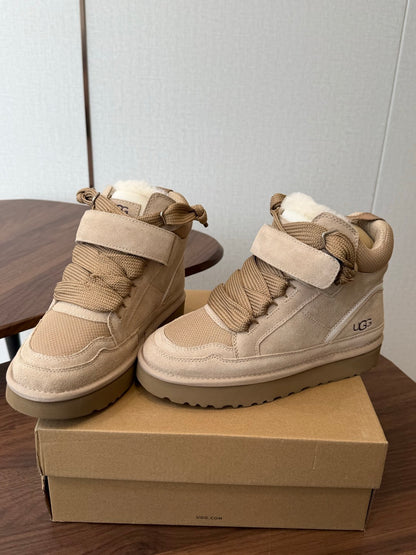 Lowmel Wedge Trainer In The Antilope Colorway